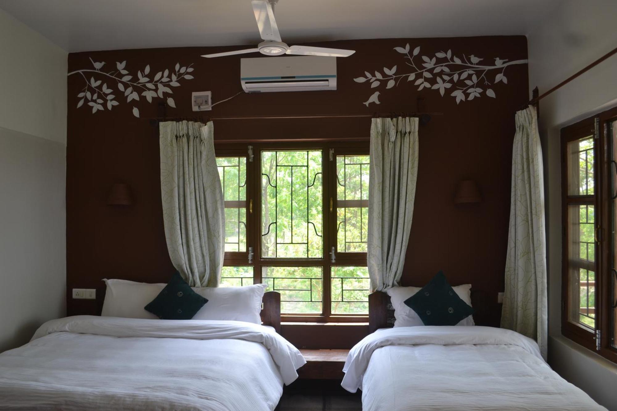 River View Jungle Camp Sauraha Habitación foto