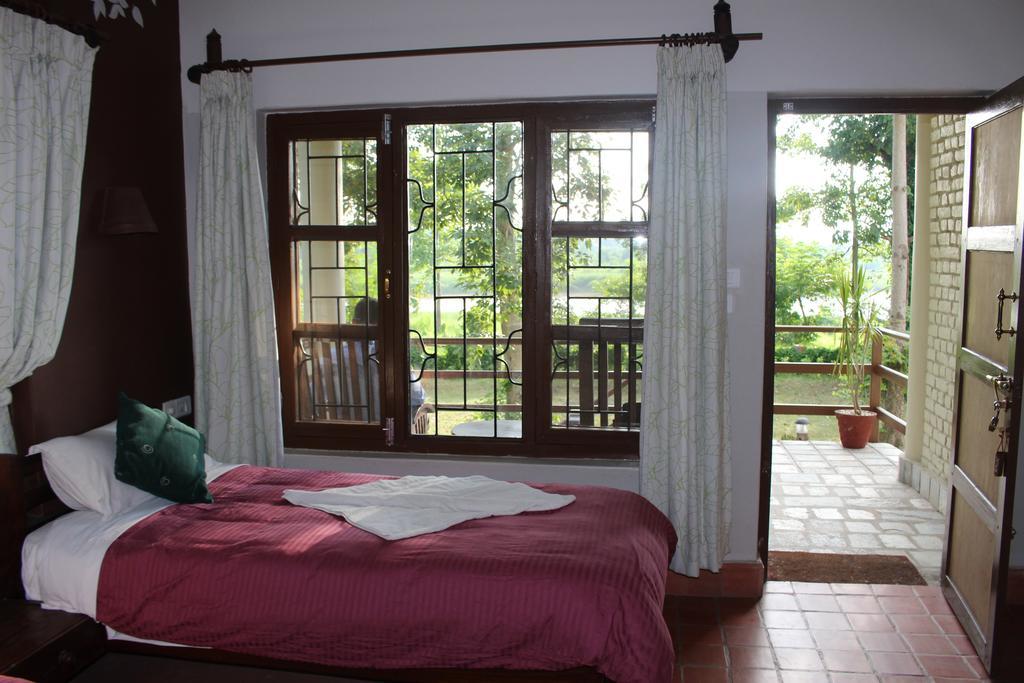 River View Jungle Camp Sauraha Exterior foto